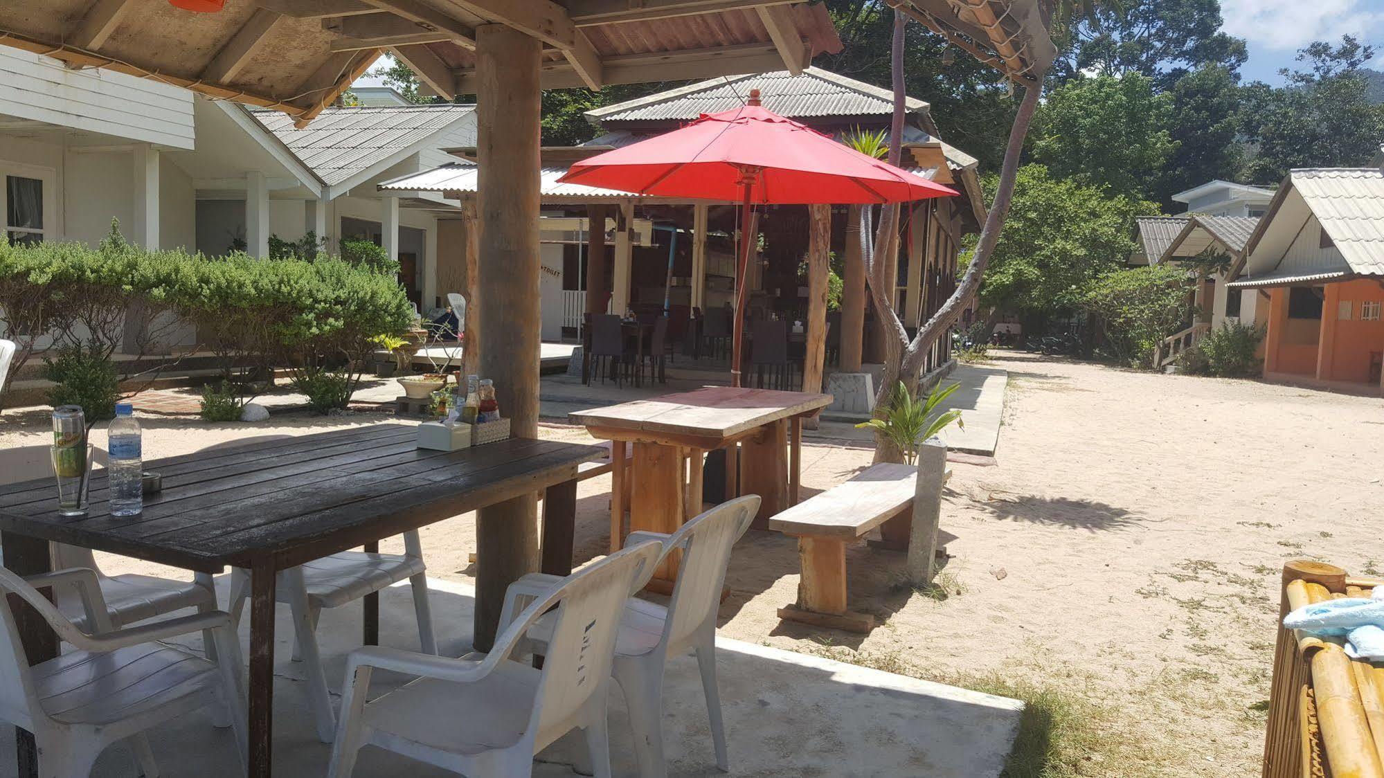 Amity Beach Resort Maret Exteriör bild