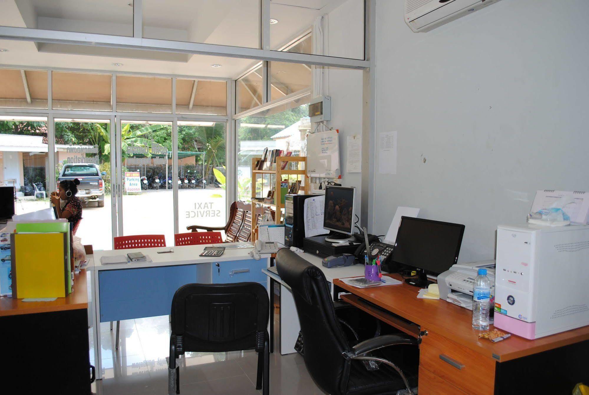 Amity Beach Resort Maret Exteriör bild