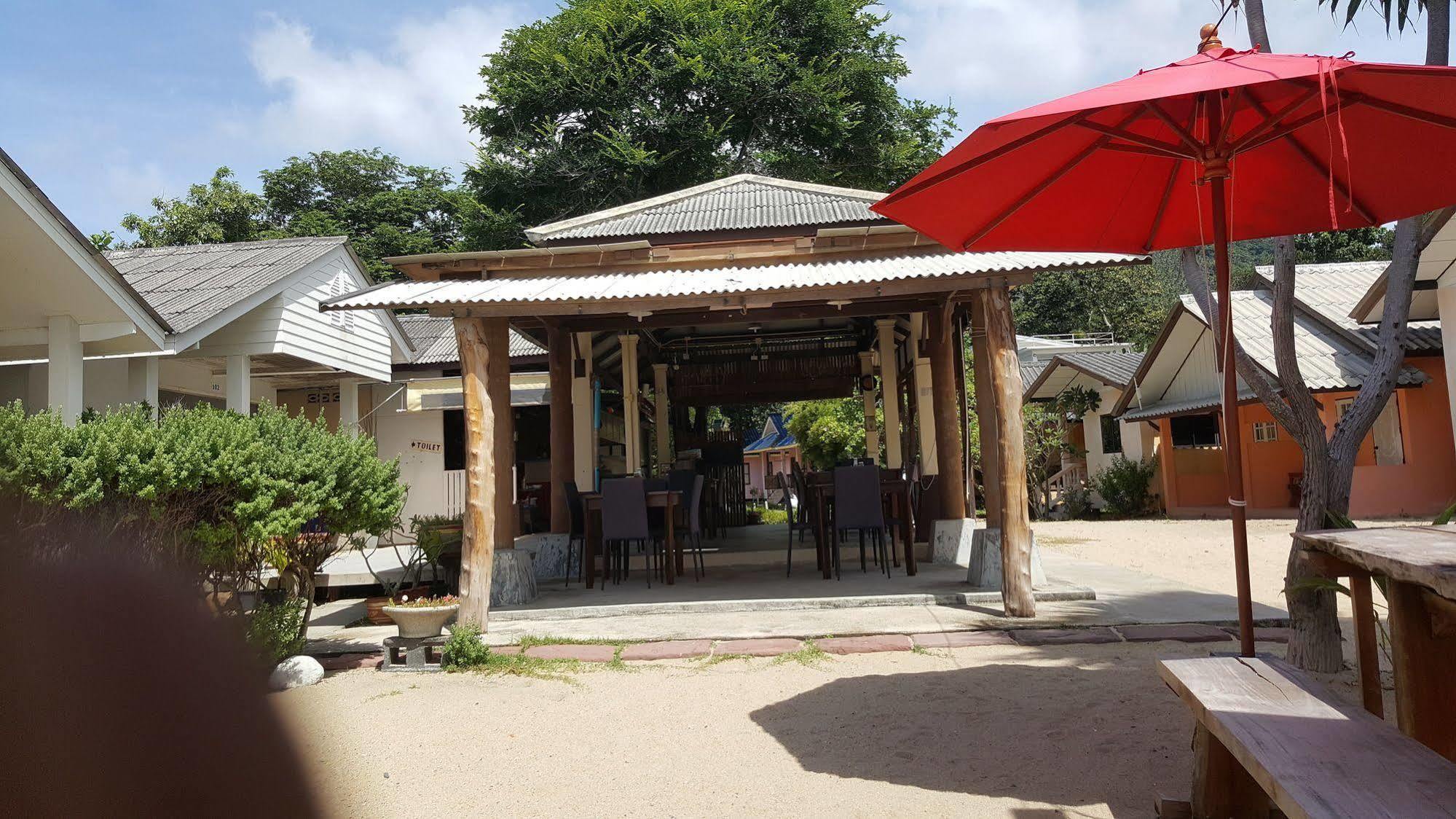 Amity Beach Resort Maret Exteriör bild