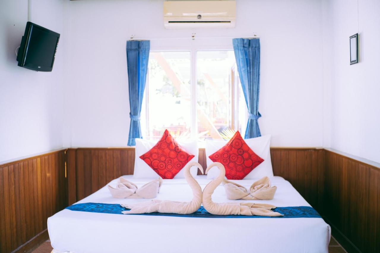 Amity Beach Resort Maret Exteriör bild
